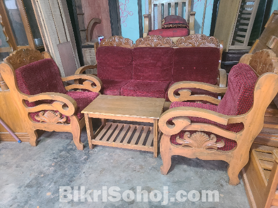 পুরাতন সোফা সেট